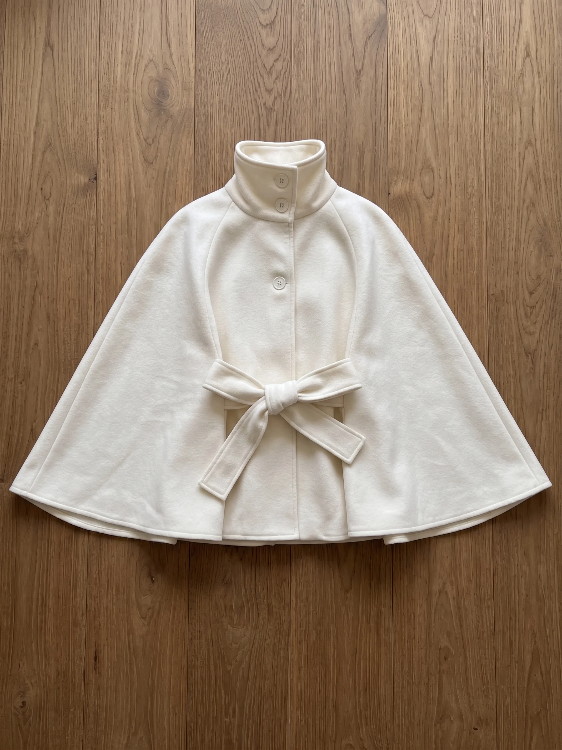 Cape Jacket reference 9