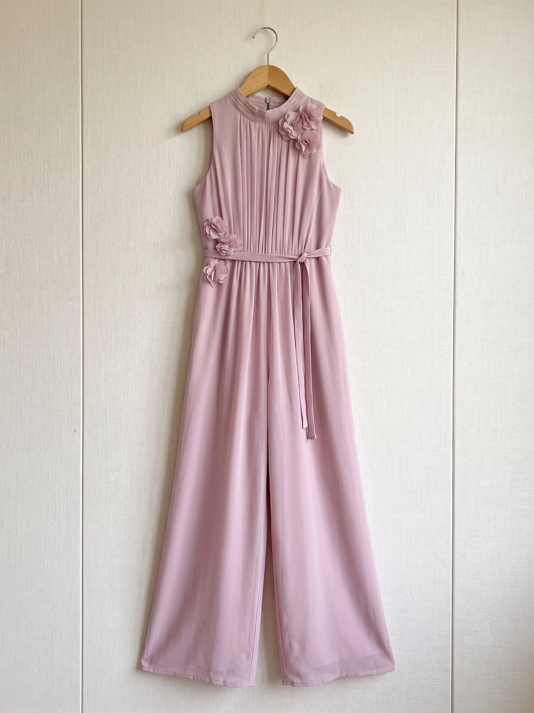 Jumpsuit reference 8