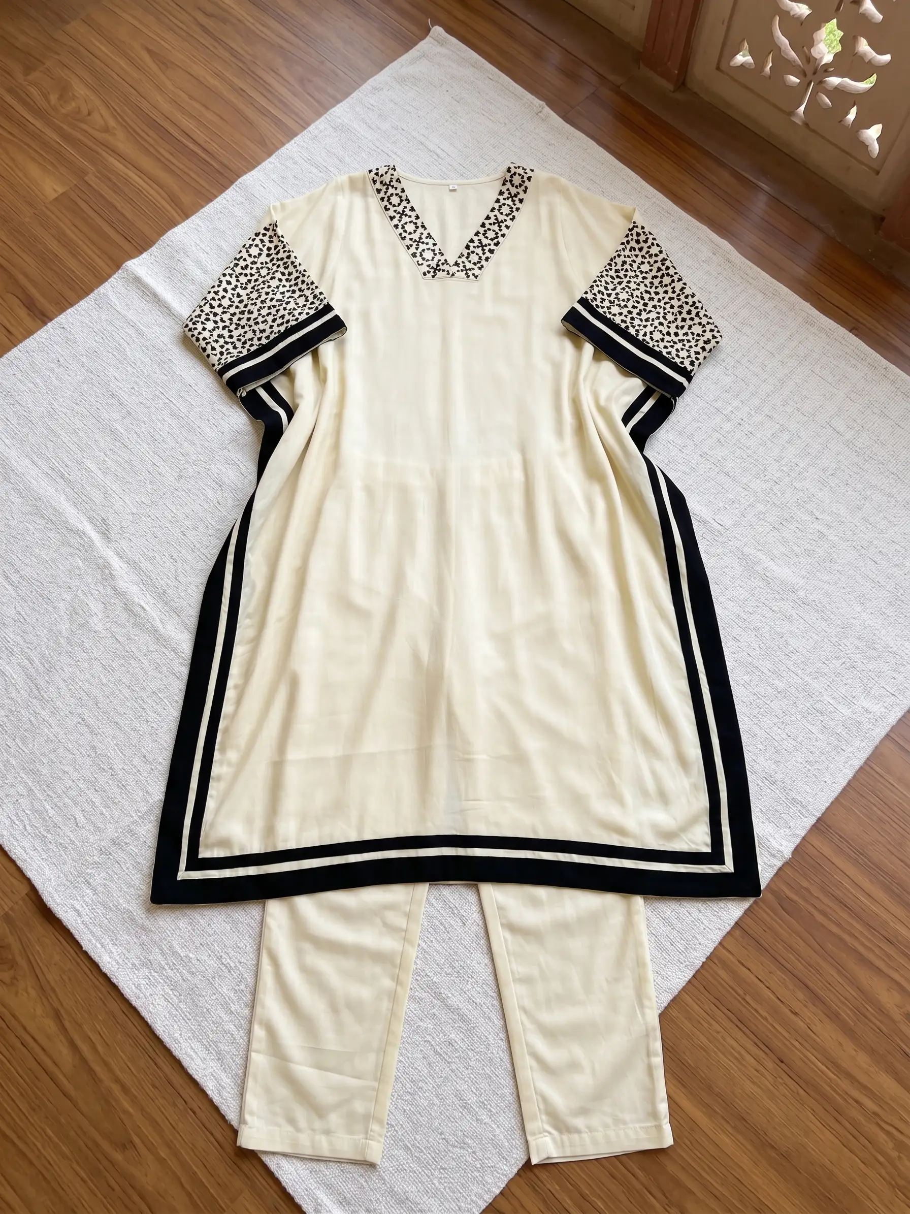 Kaftan Suit reference 7