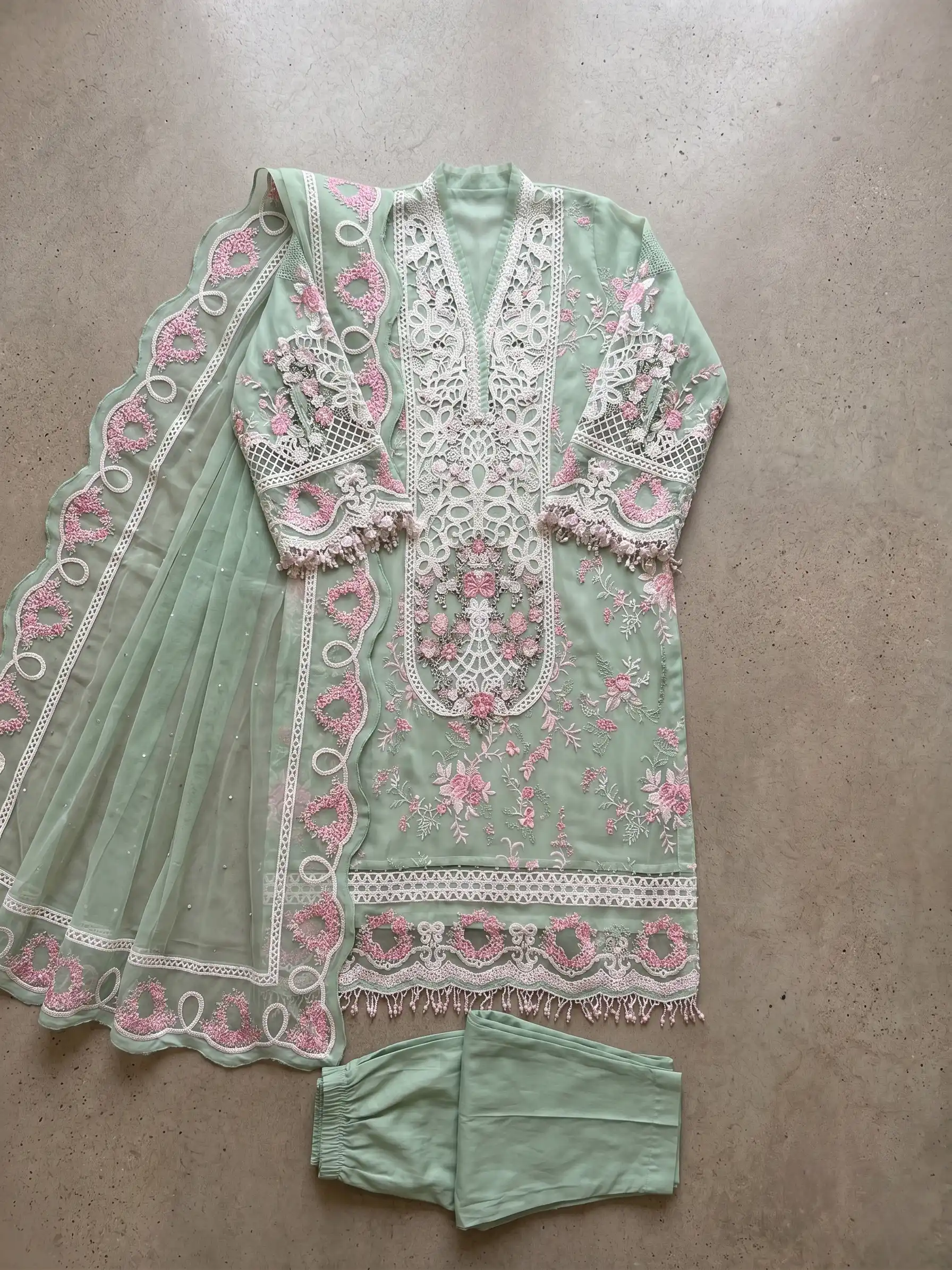 Pakistani Suit reference 9